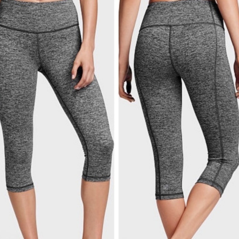 Victoria's Secret cropped grey leggings size small